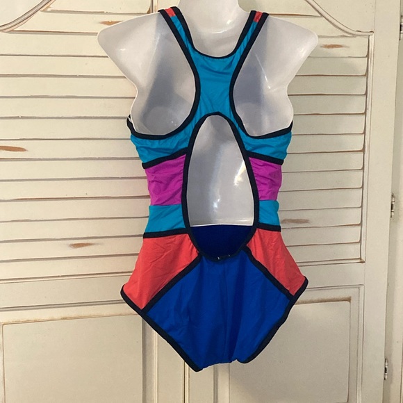 Jantzen Sport One Piece Swimsuit Women’s Small - NWT - Picture 2 of 6